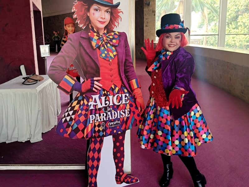 Alice in Paradise (29)