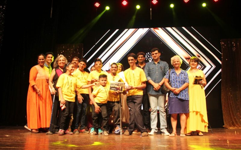 Create trophy for artistic excellence (2)