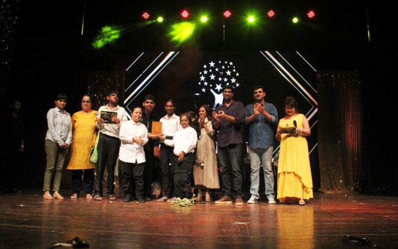 Create trophy for artistic excellence (6)